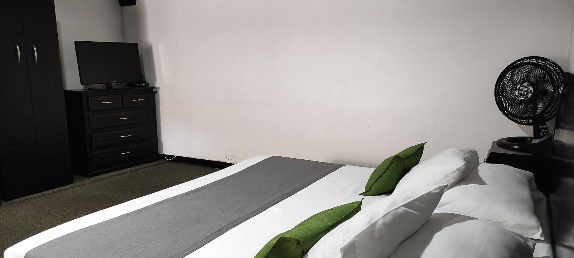 Hotel Premium Real Медельин Экстерьер фото
