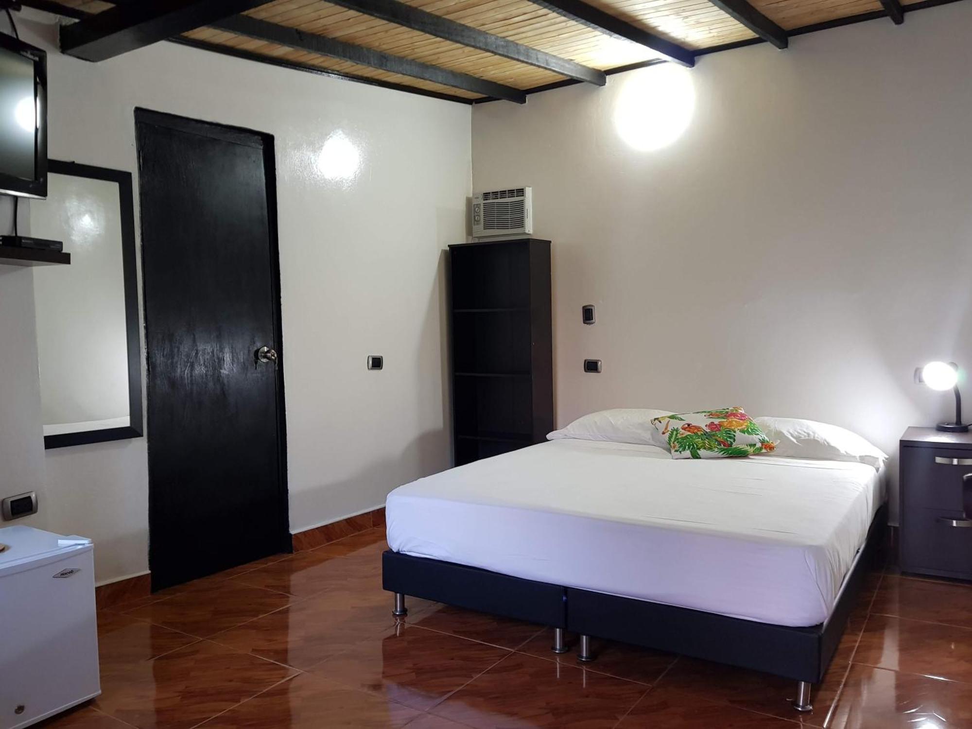 Hotel Premium Real Медельин Экстерьер фото