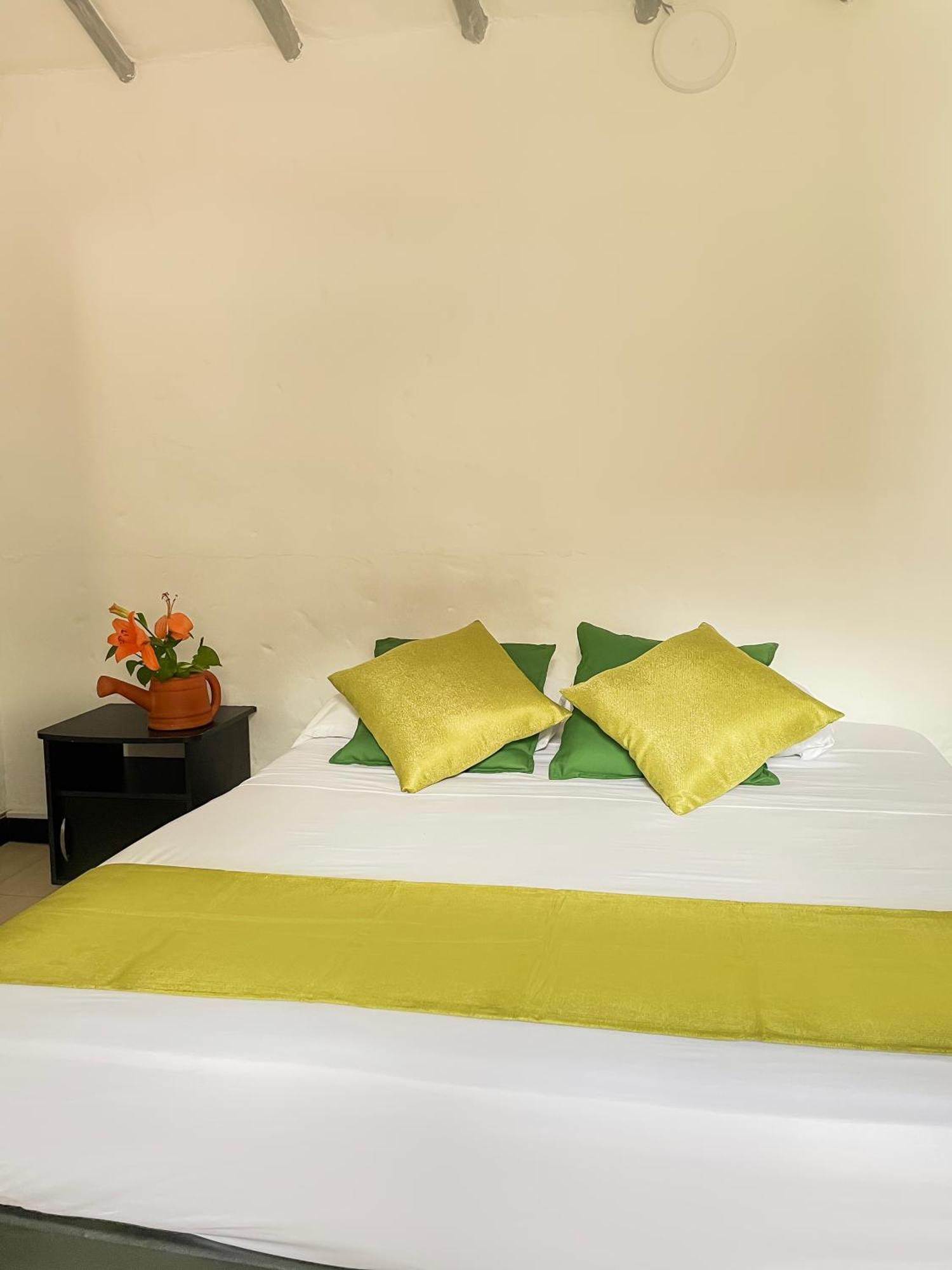 Hotel Premium Real Медельин Экстерьер фото